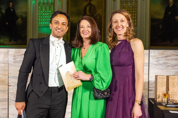 Guest Prizes at London Grand Ball, Prestigious Star Awards, 1030248