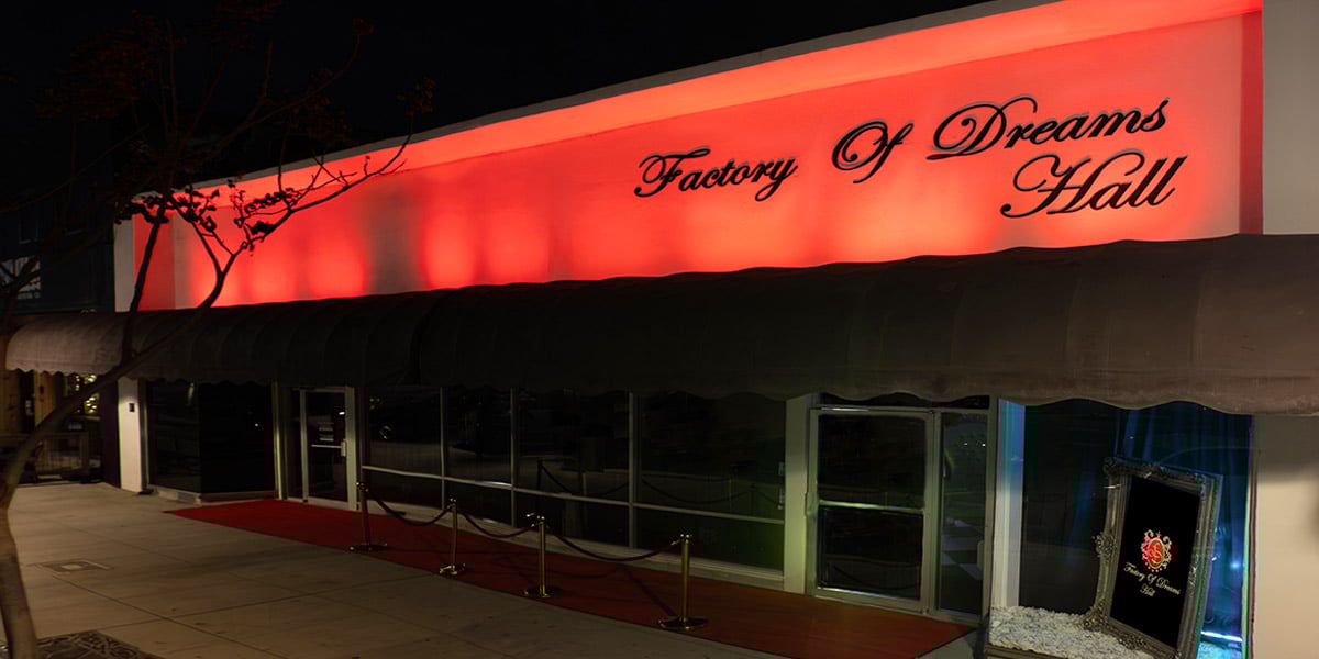 Entrada, Factory of Dreams, Prestigious Venue