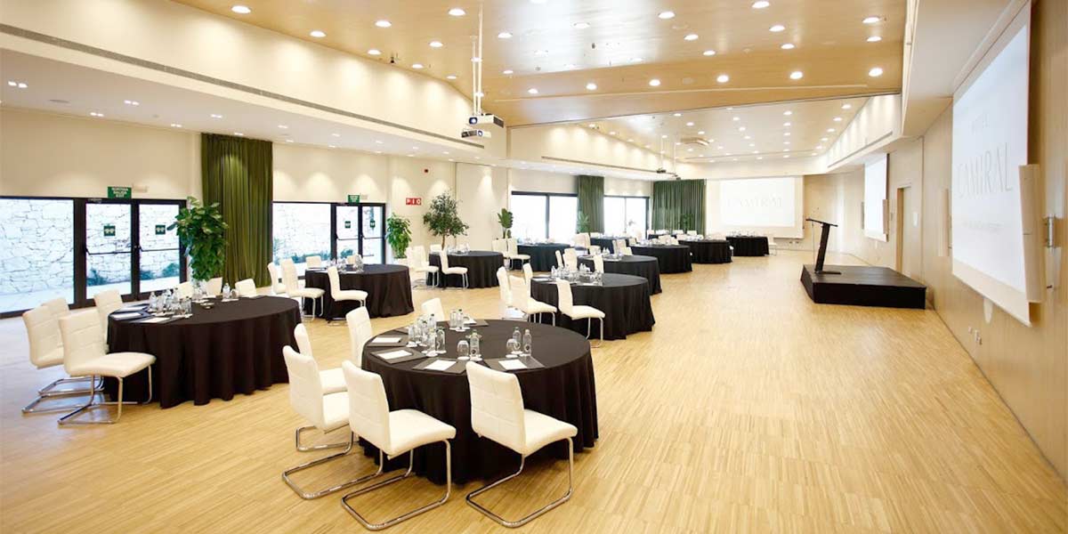 Cabaret La Selva, Camiral Golf & Wellness, Prestigious Venues