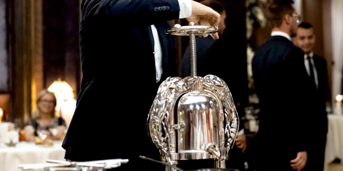 Lobster Press, Le Pressoir d'Argent, Prestigious Venues